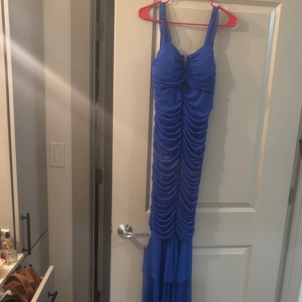 Elegant Blue Maxi Dress